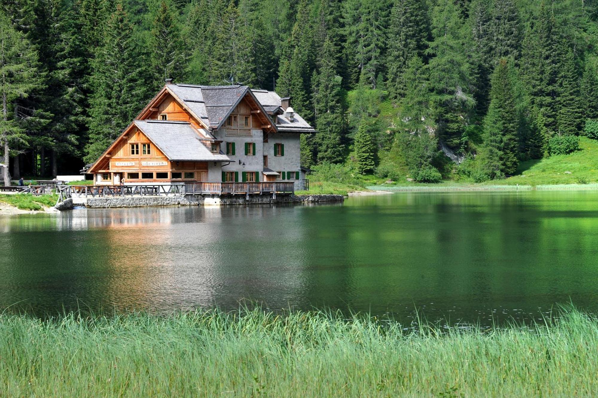 Rifugio Lago Nambino Madonna Kültér fotó