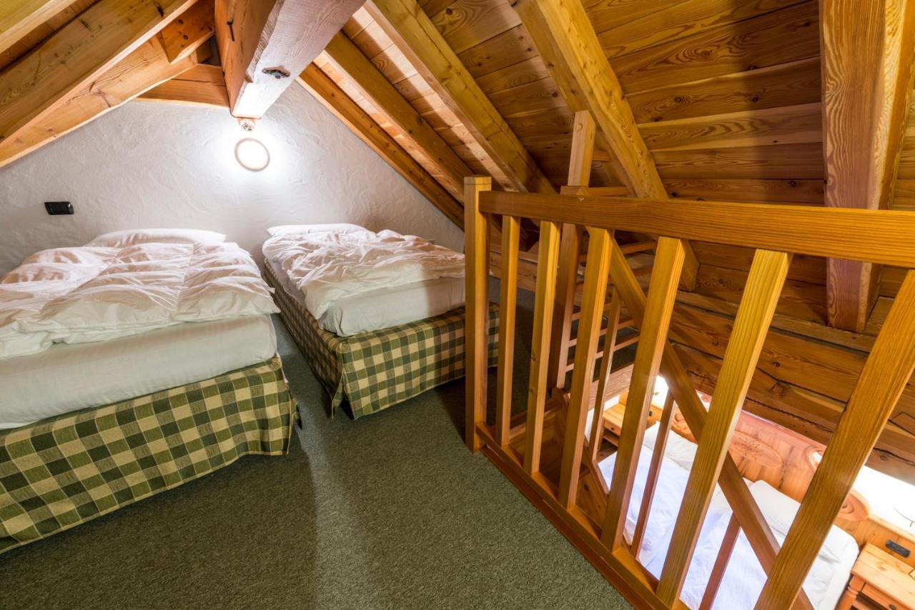 Rifugio Lago Nambino Madonna Kültér fotó