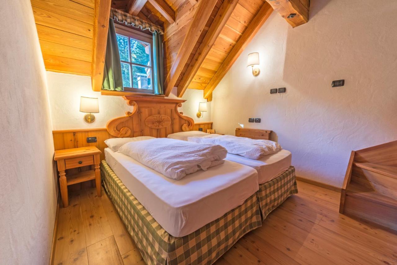 Rifugio Lago Nambino Madonna Kültér fotó